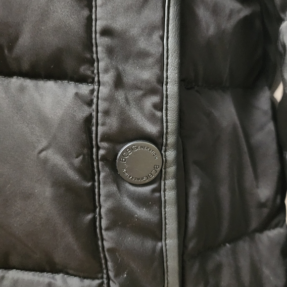 BCBGeneration Warm Puffer Women's Coat with Faux Fur-Trimmed Hood, Size S - Picture 10 of 14